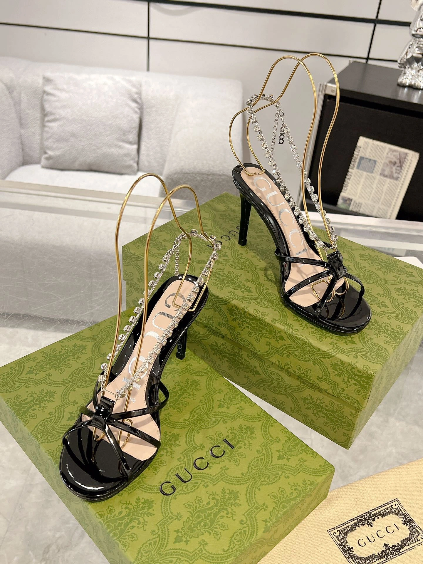 COCO-- 6u33i 794313 AAA0P 1000 Heel height：8.5CM sheepskin item:E-X187A0973